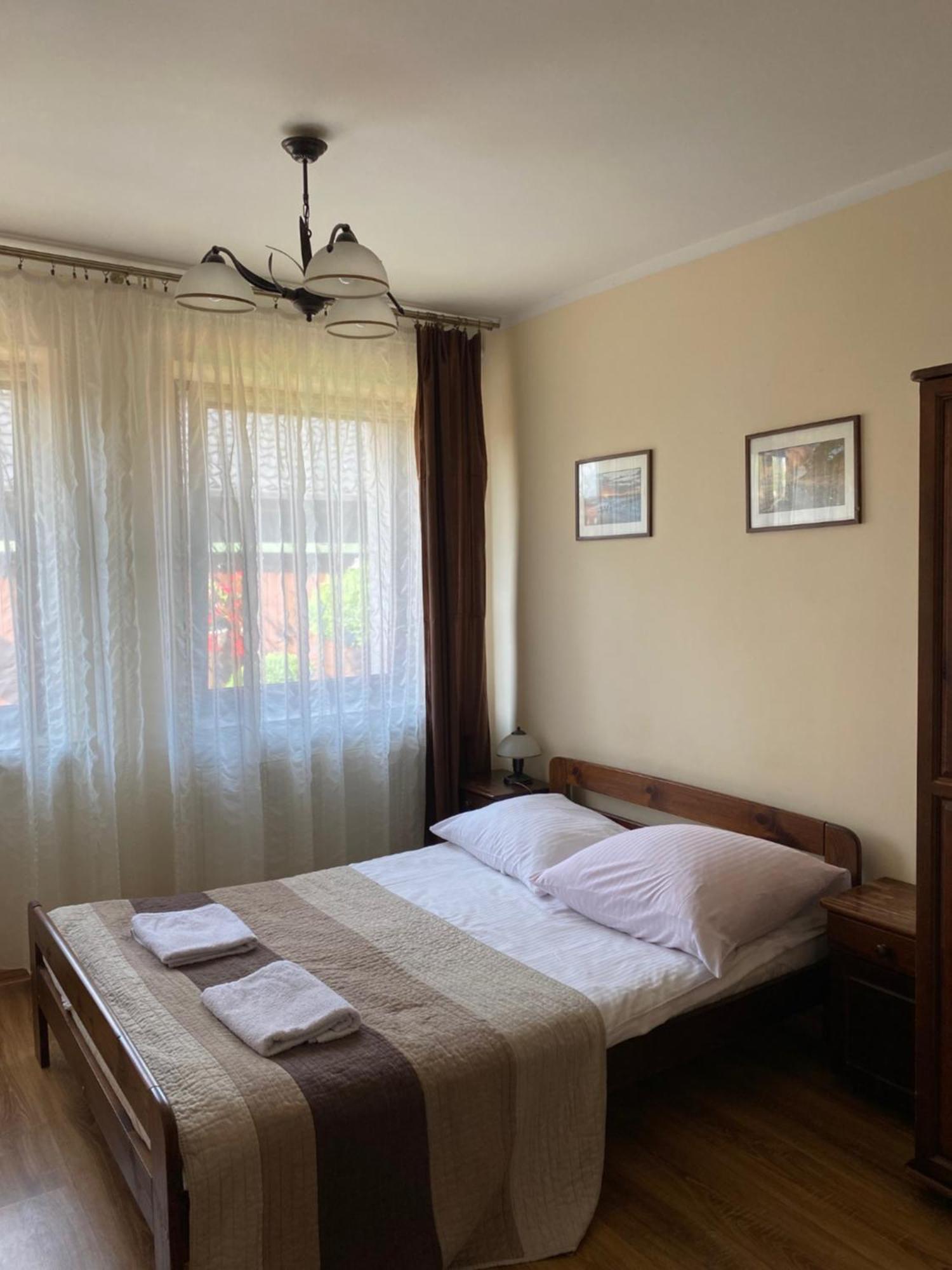 Pokoje Sylwia Z Aneksami Kuchennymi W Kazdym Pokoju Ustroń Buitenkant foto